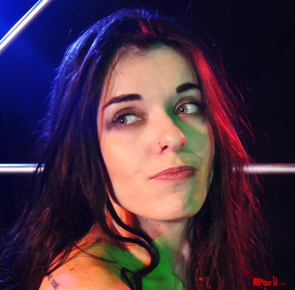 Olinka Cage Portrait P1090168