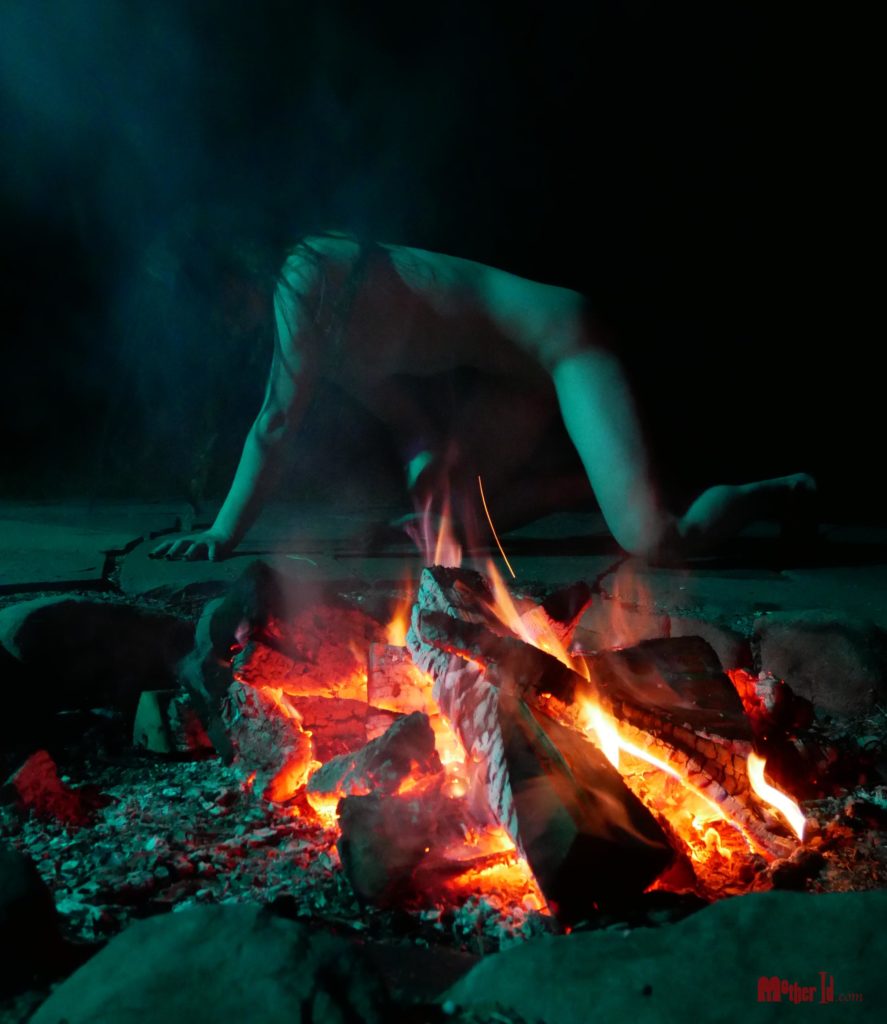 Sarah Fire Pit P1290197